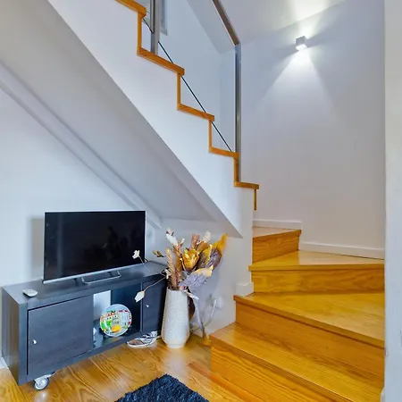 Loft In The Center Apartment Lisbon