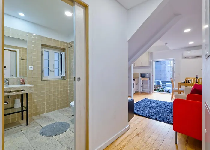 Loft In The Center Апартаменти Лісабон